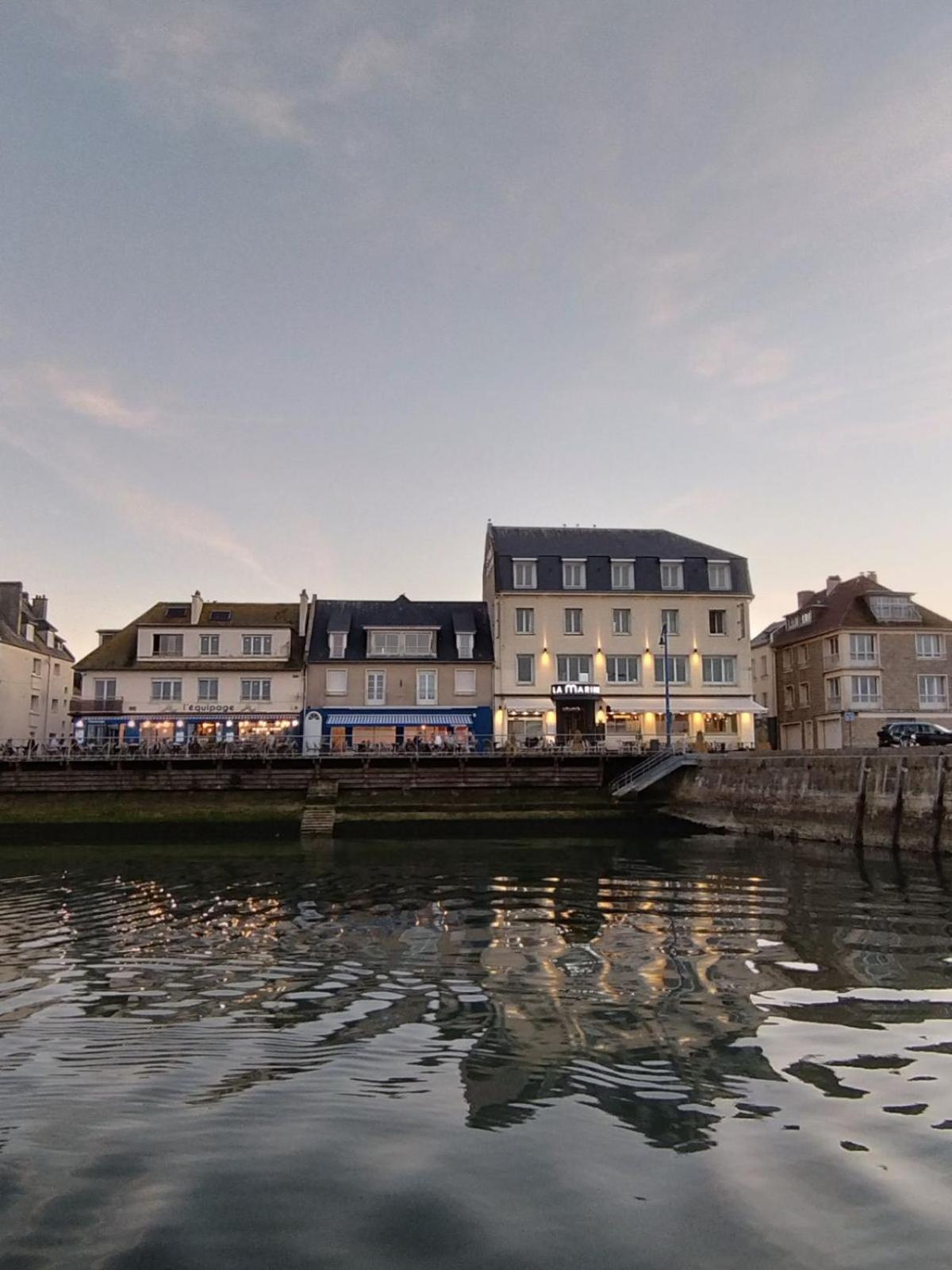 Hôtel de la Marine Port-en-Bessin-Huppain Exterior foto